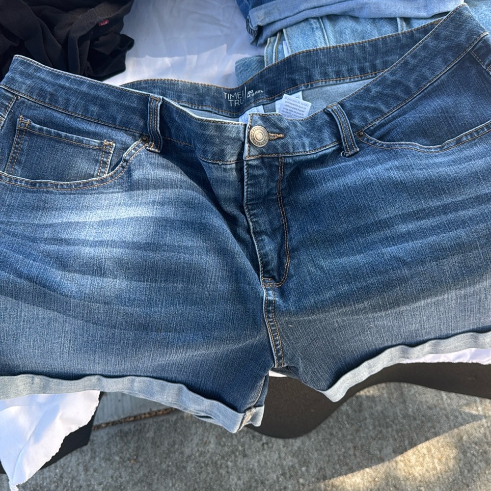 Time and Tru High Mid Rise Denim Shorts